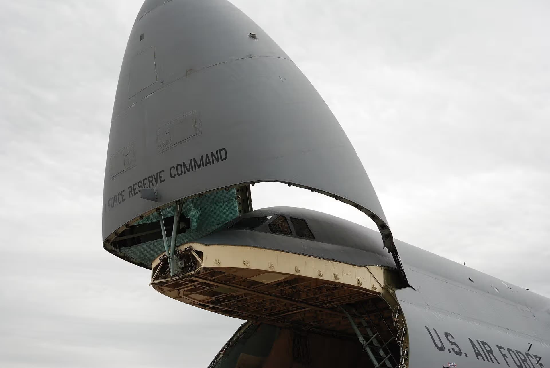 Unidentified — Aircraft