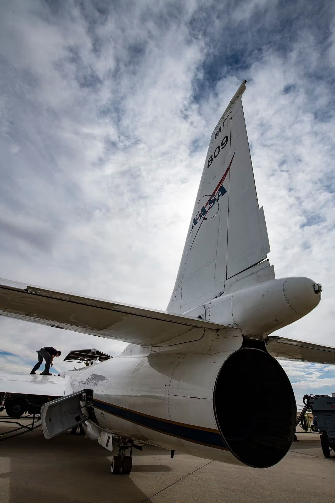 N809NA — Aircraft