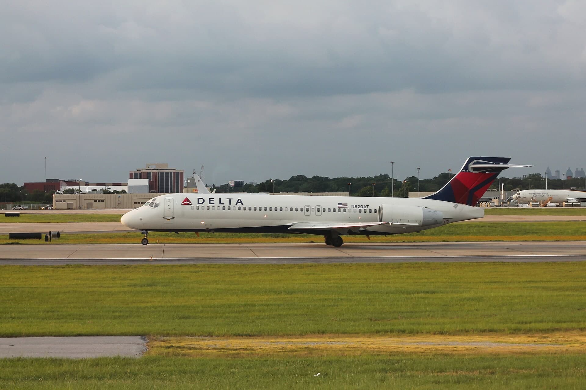 N920AT — Boeing