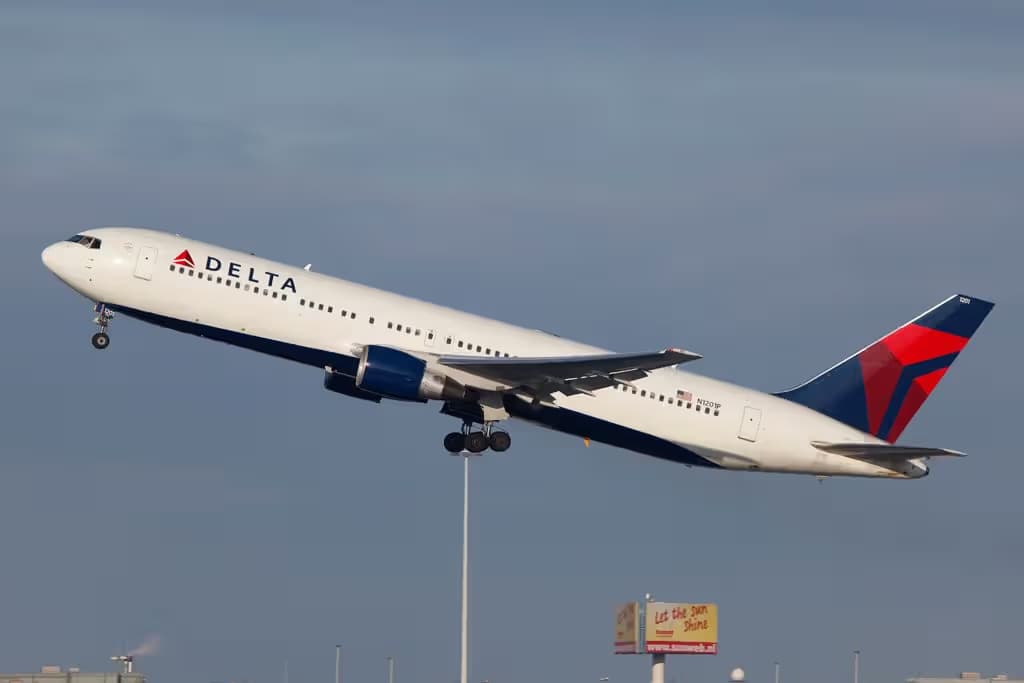 N1201P — Boeing