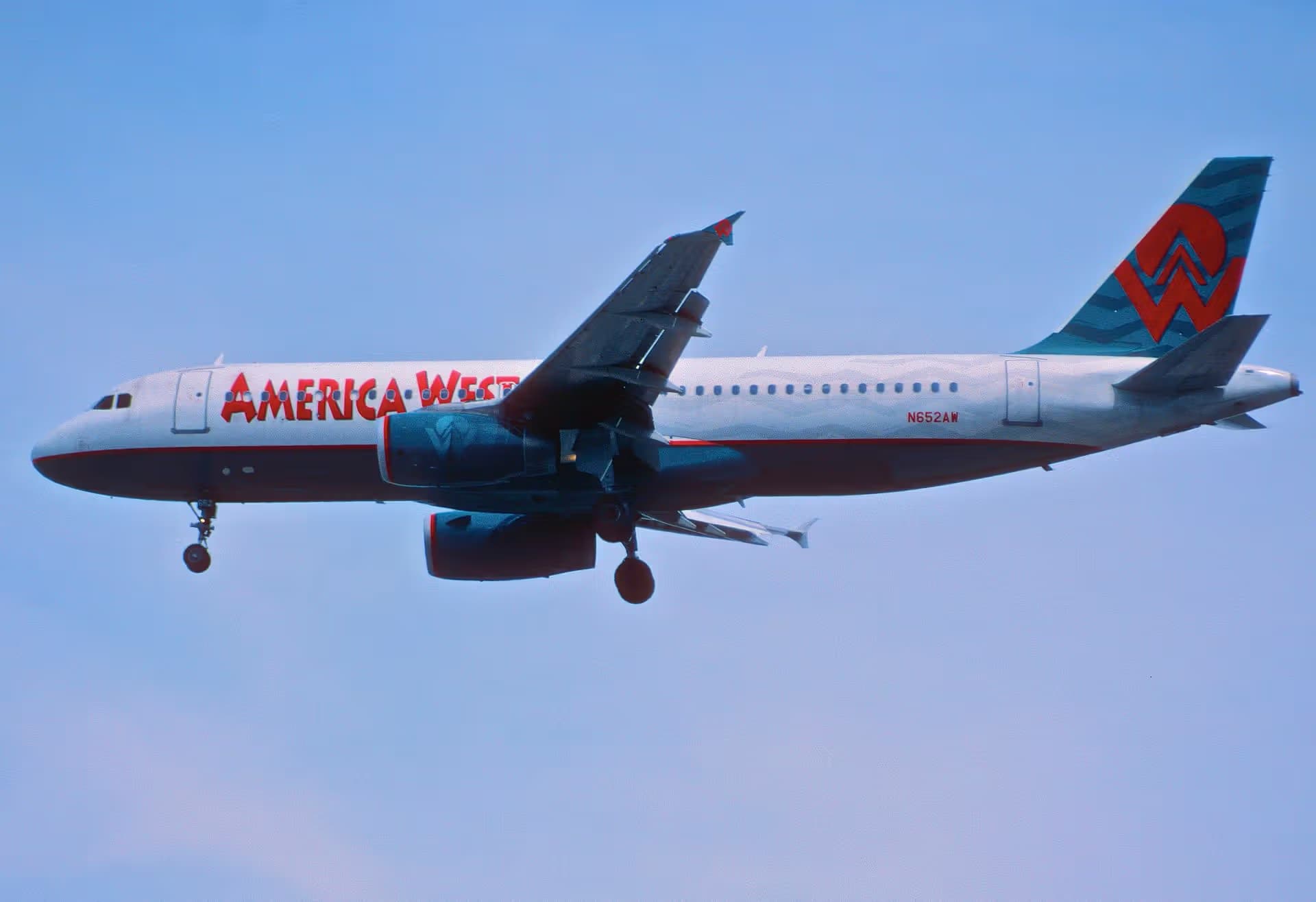 N652AW — Airbus