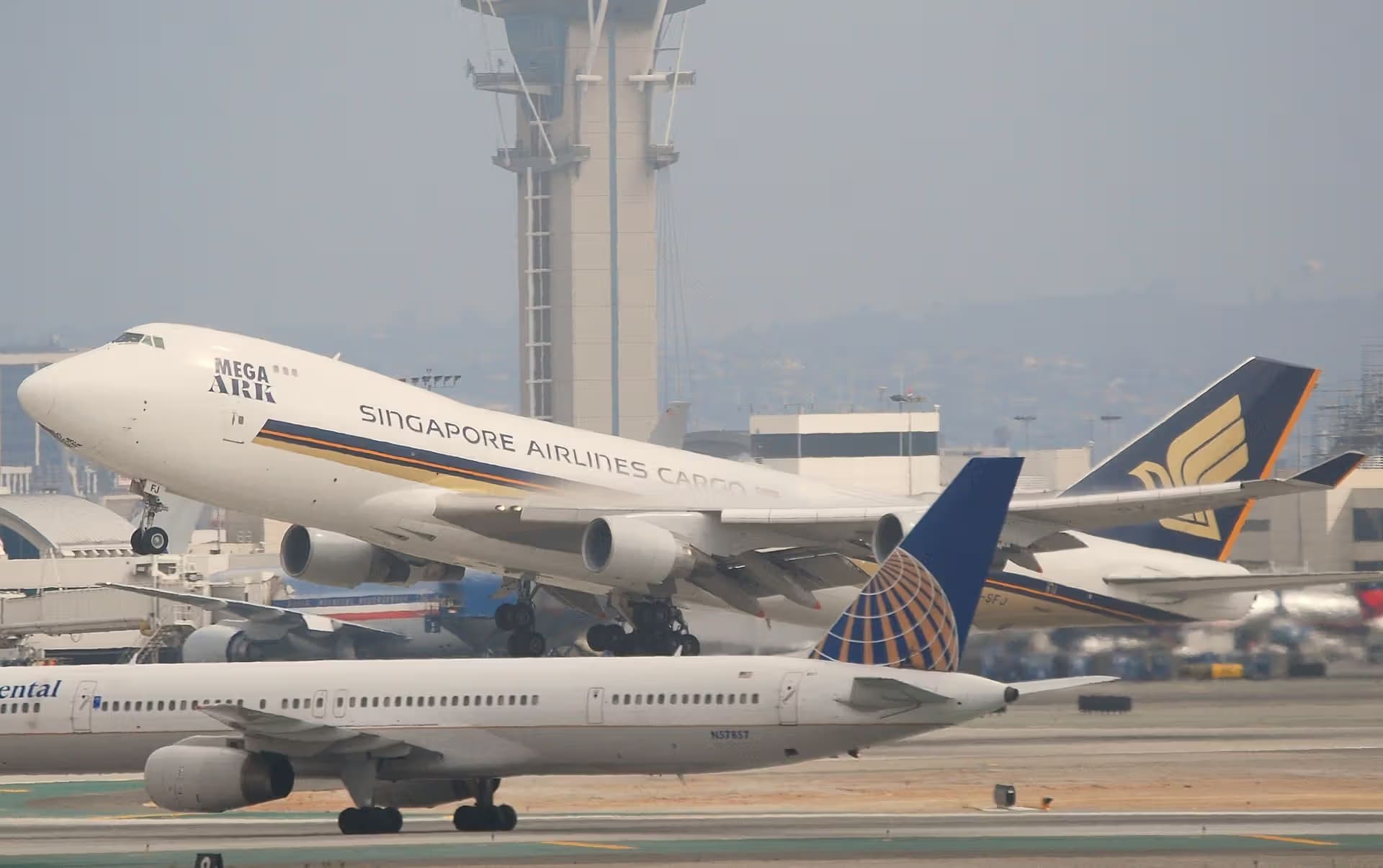 N57857 — Boeing