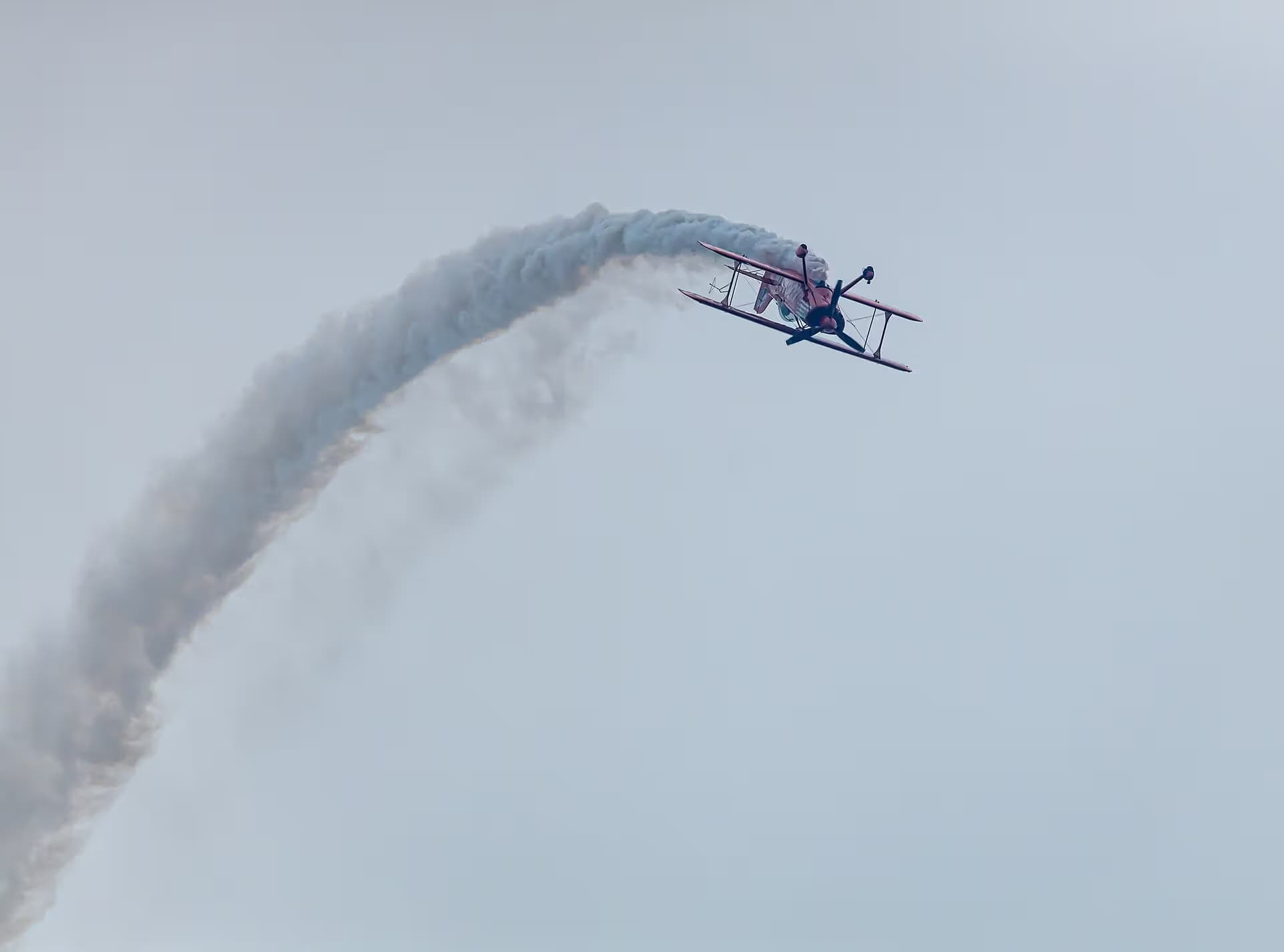 Unidentified — Single-engine aircraft