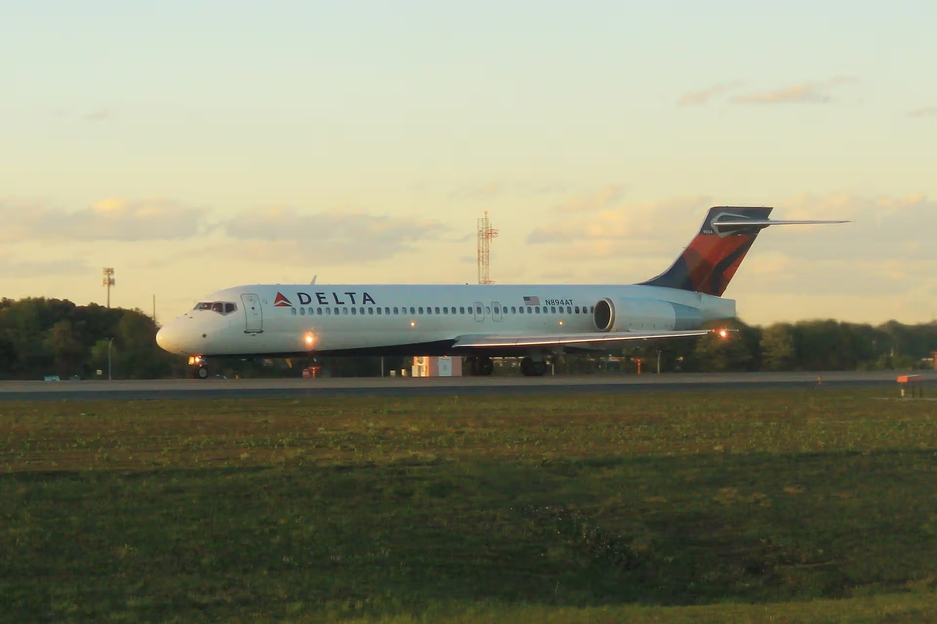N894AT — Boeing