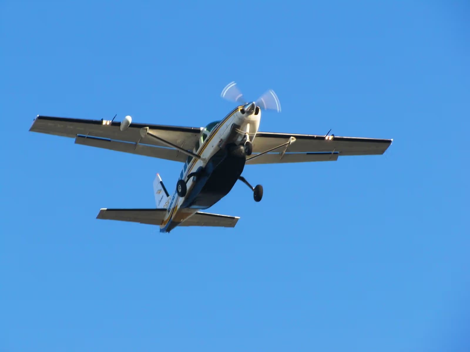 N426KM — Cessna