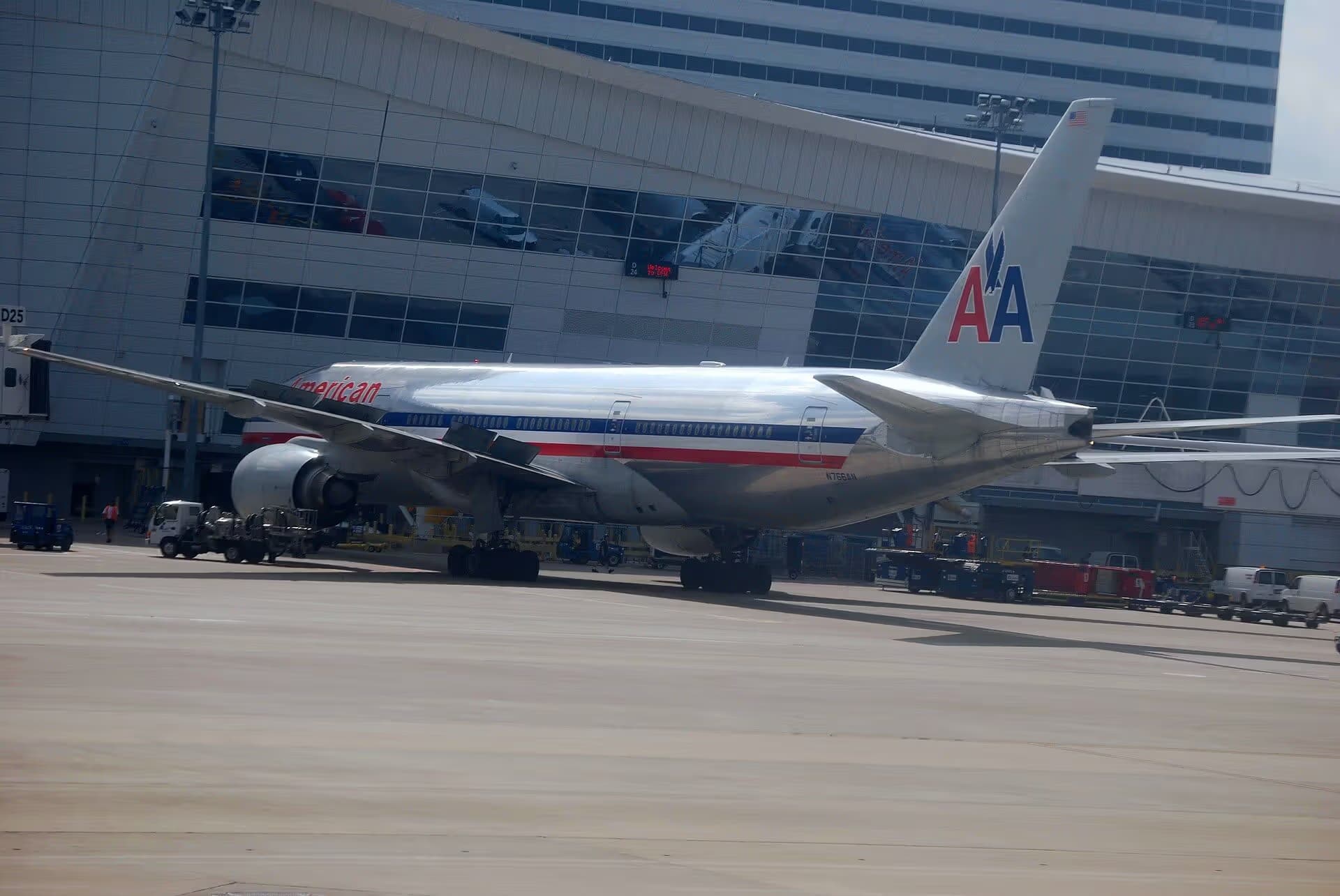 N766AN — Boeing