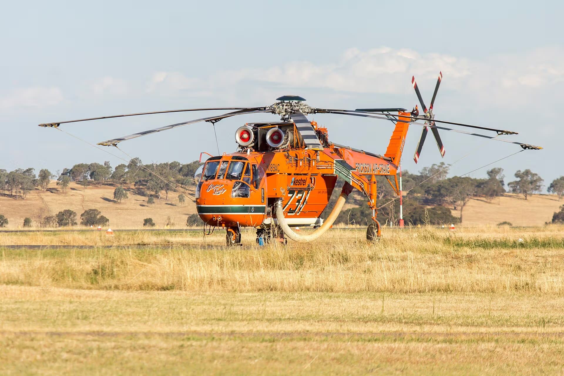 N189AC — Helicopter at Wagga Wagga Airport