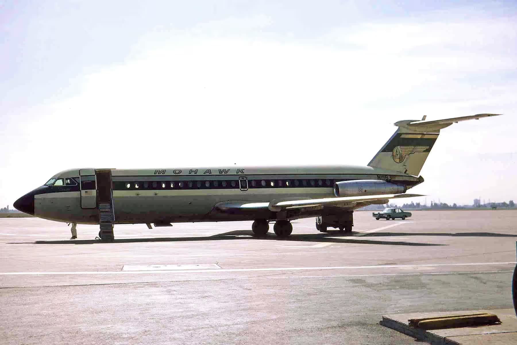 N1118J — Aircraft