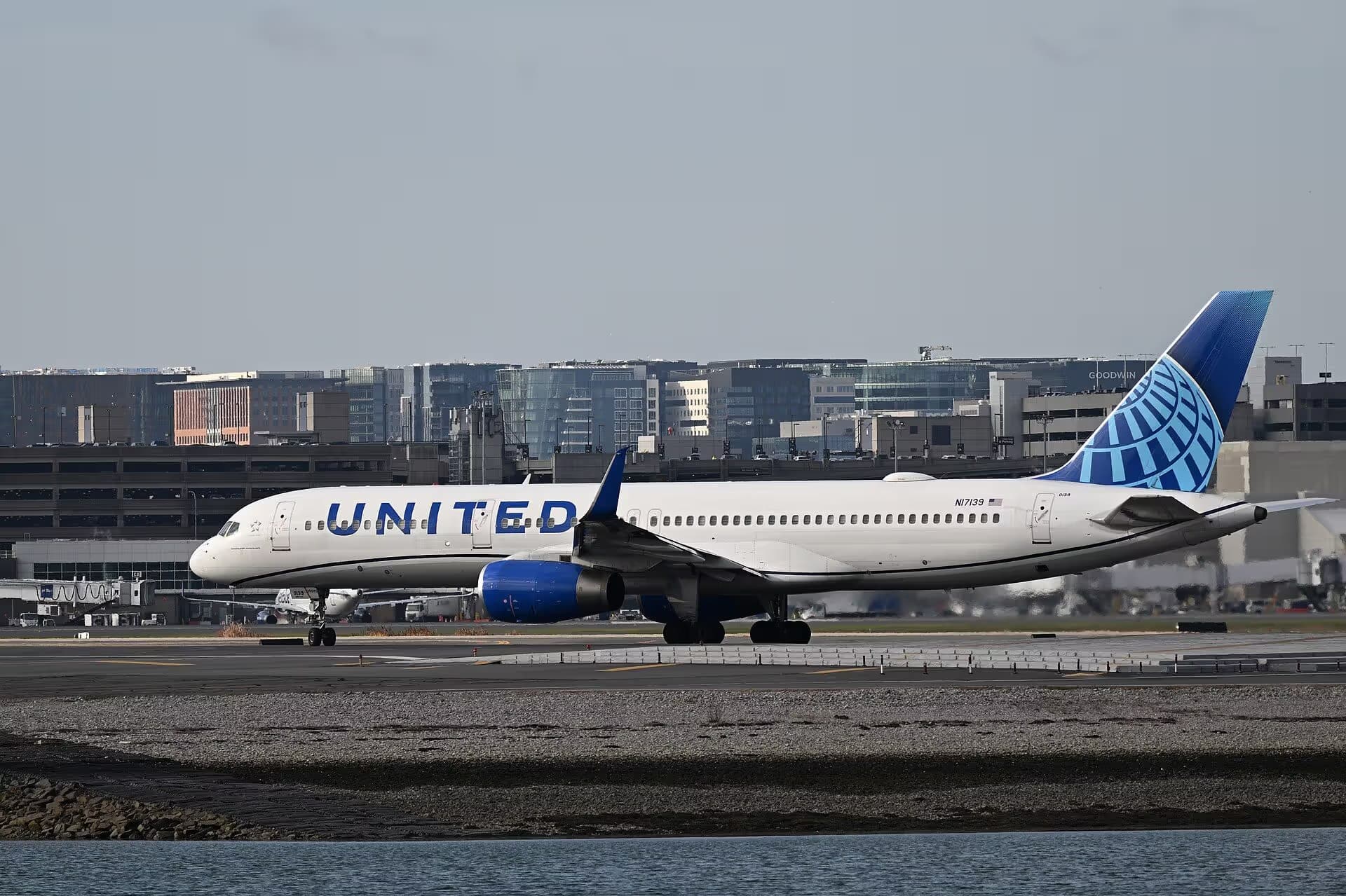 N17139 — Boeing
