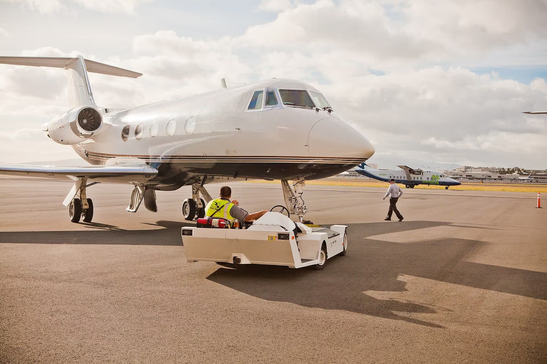 N227LA — Gulfstream