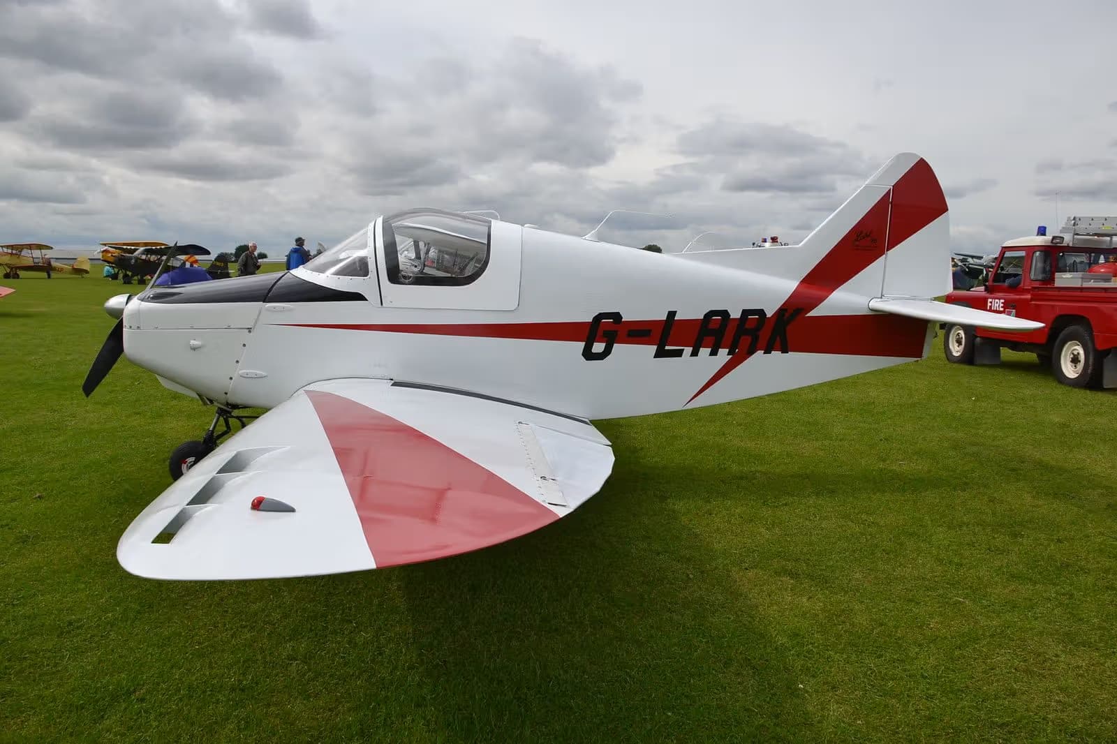 G-LARK — Single-engine aircraft