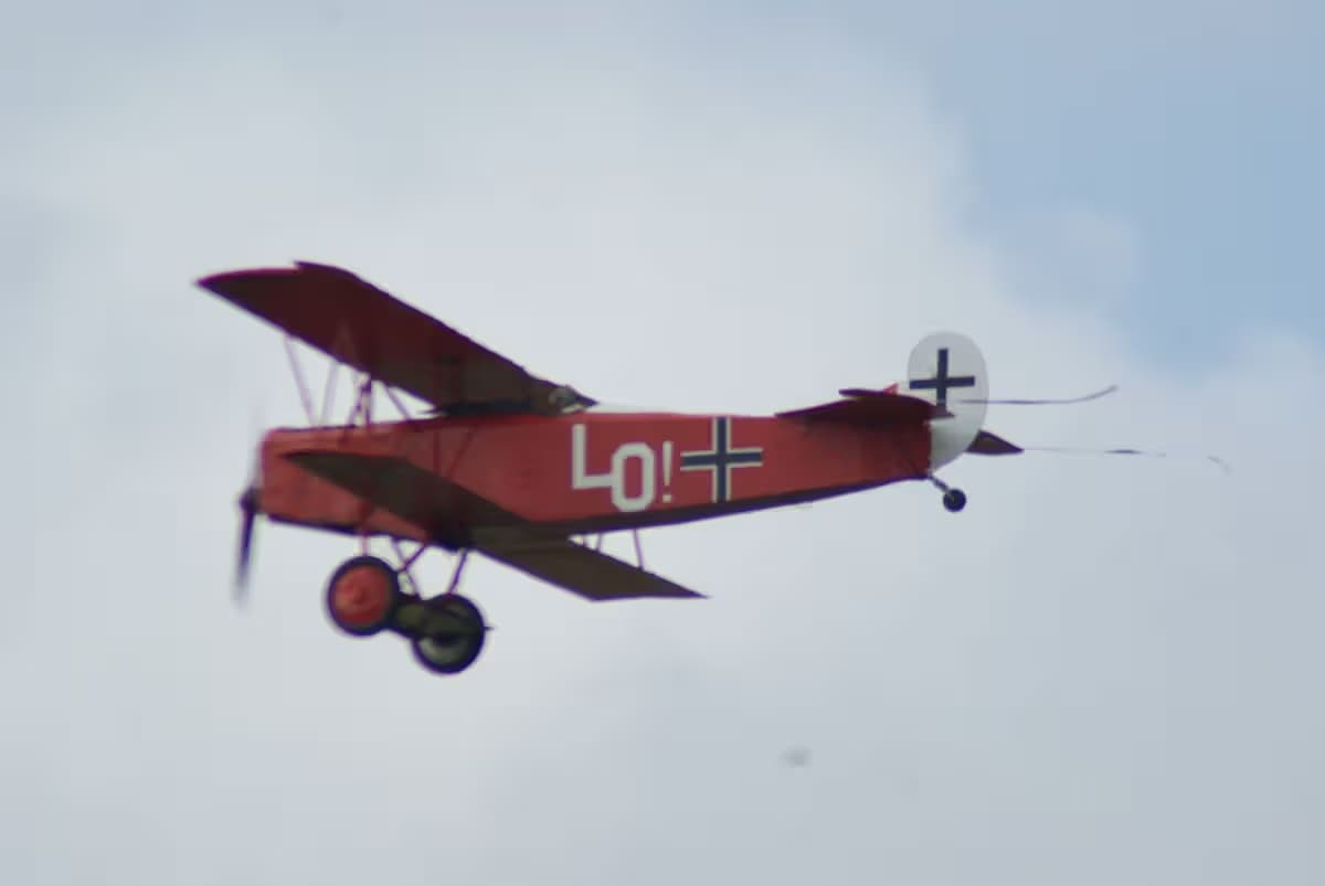 Unidentified — Single-engine aircraft