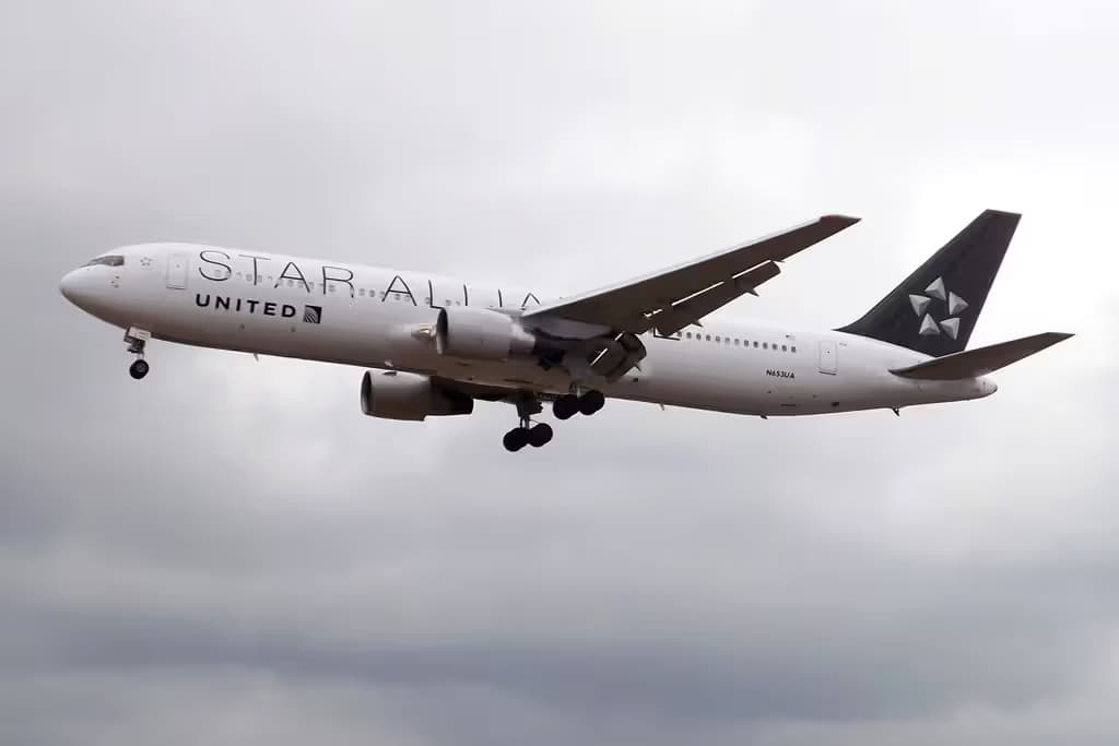 N653UA — Boeing