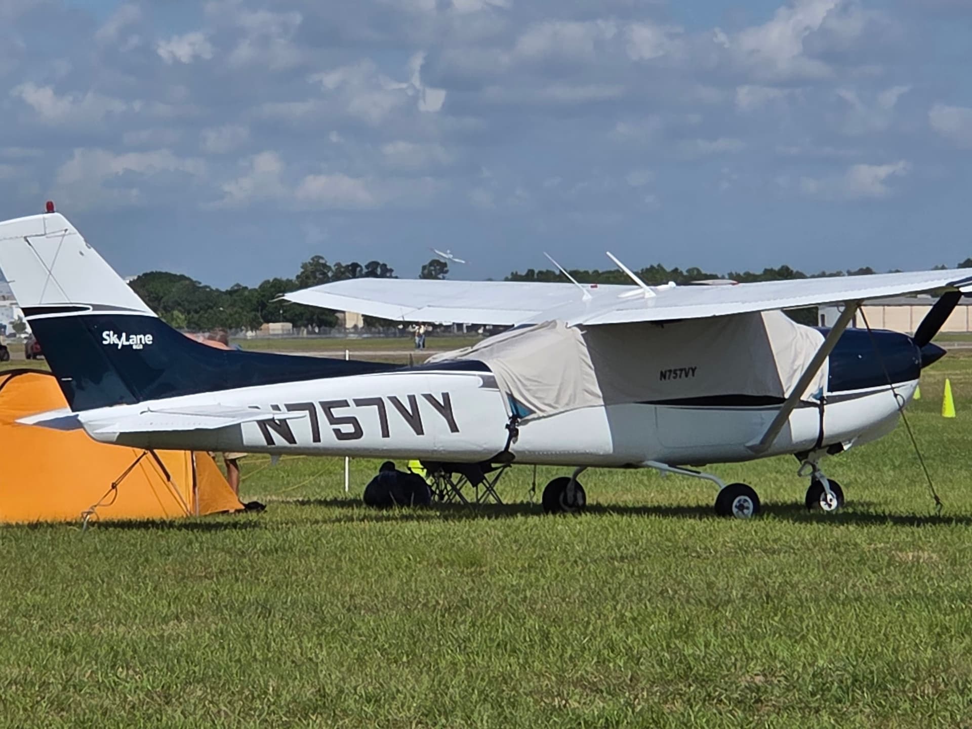 N757VY — Cessna R182 at Lakeland Linder Intl