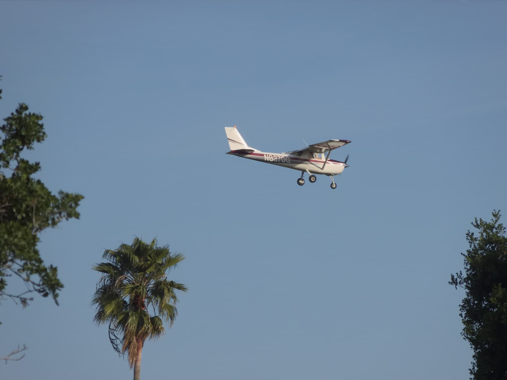 N8370G — Single-engine aircraft