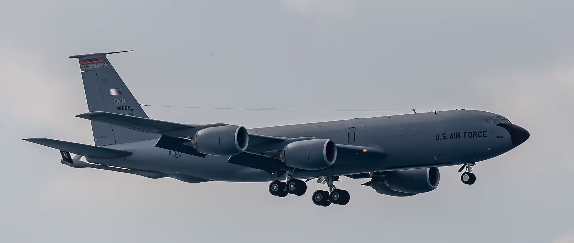 Unidentified — Aircraft