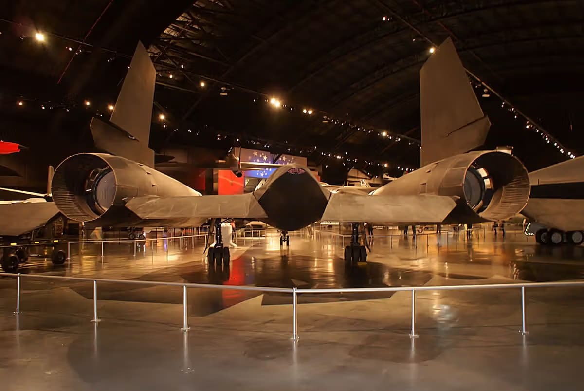 Unidentified — Lockheed