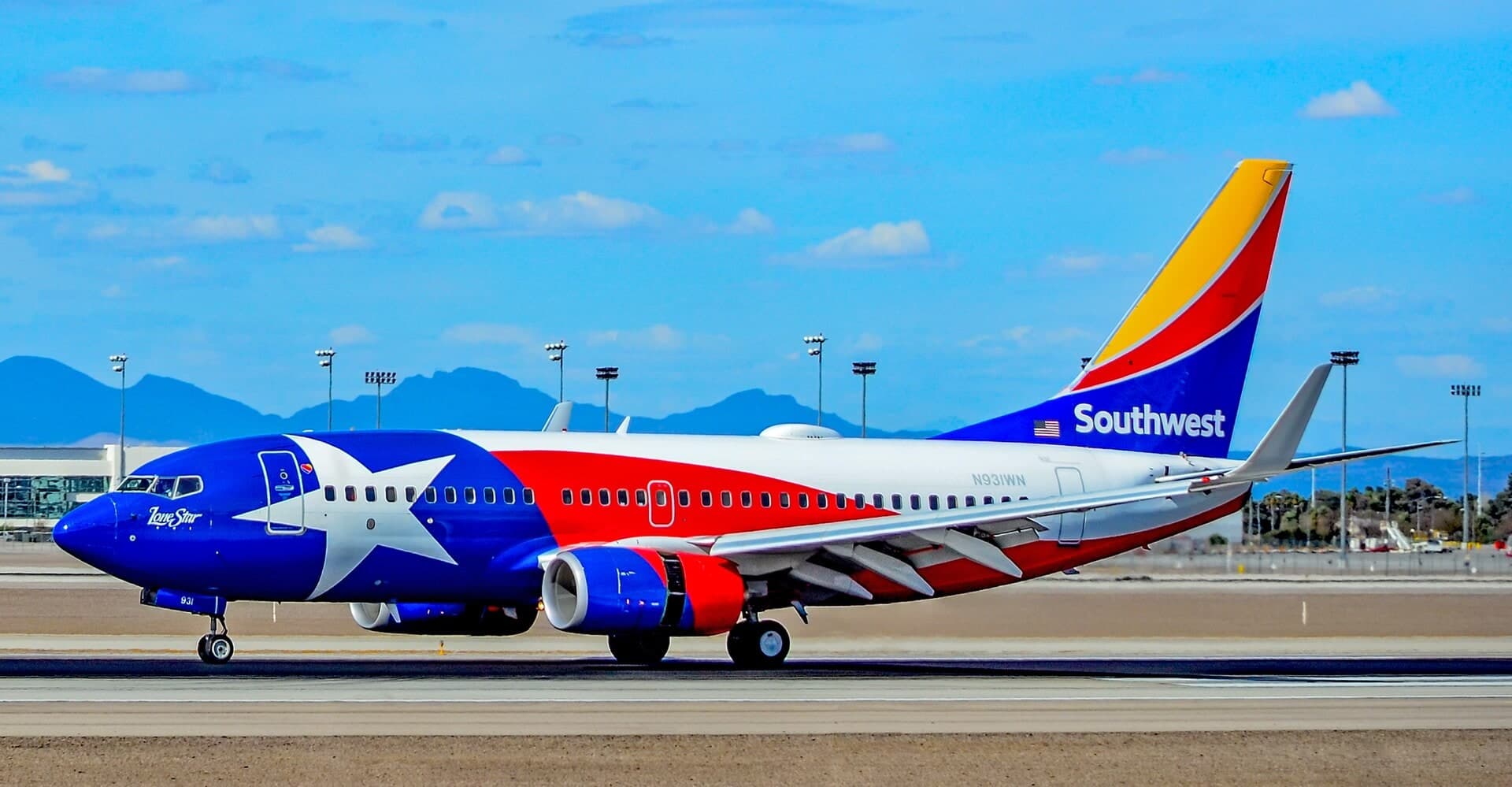 N931WN — Twin-engine aircraft