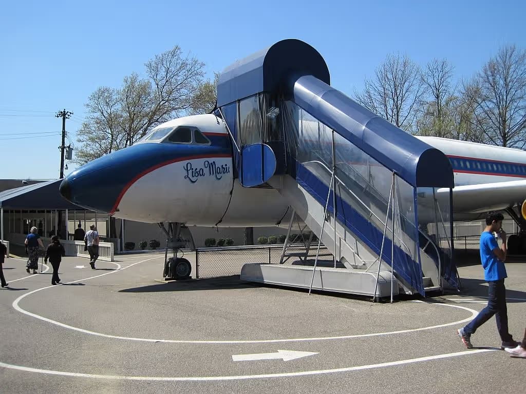 Unidentified — Aircraft