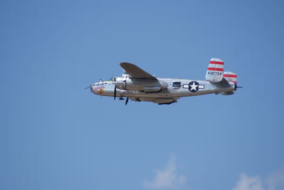 Unidentified — Warbird