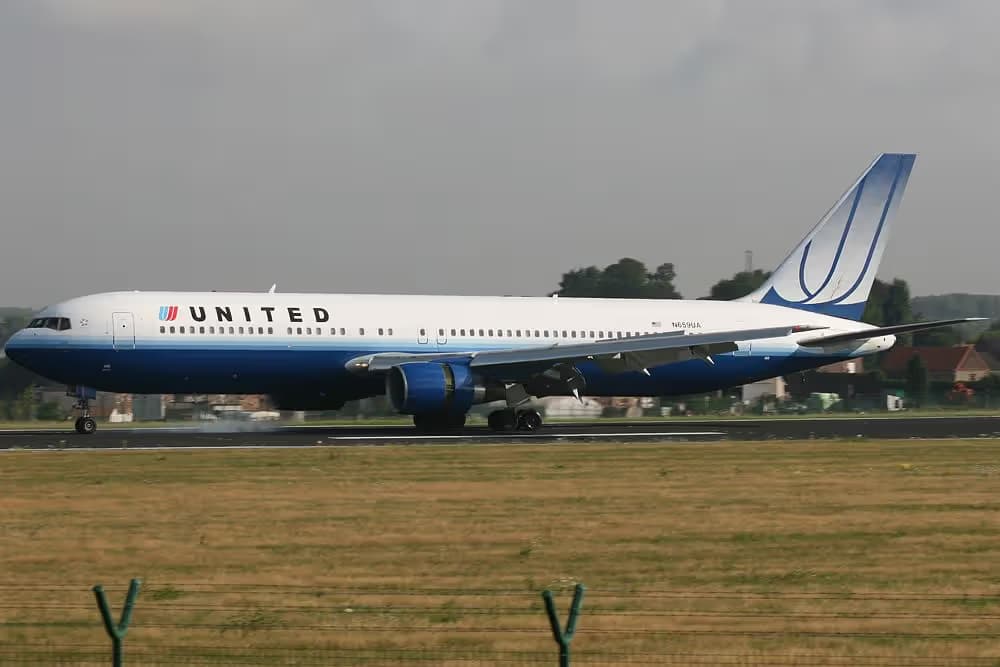 N659UA — Boeing