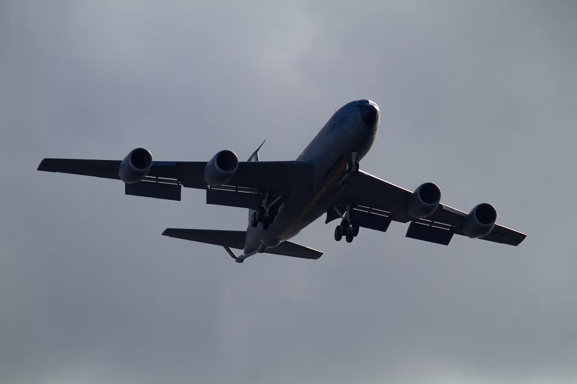 Unidentified — Aircraft