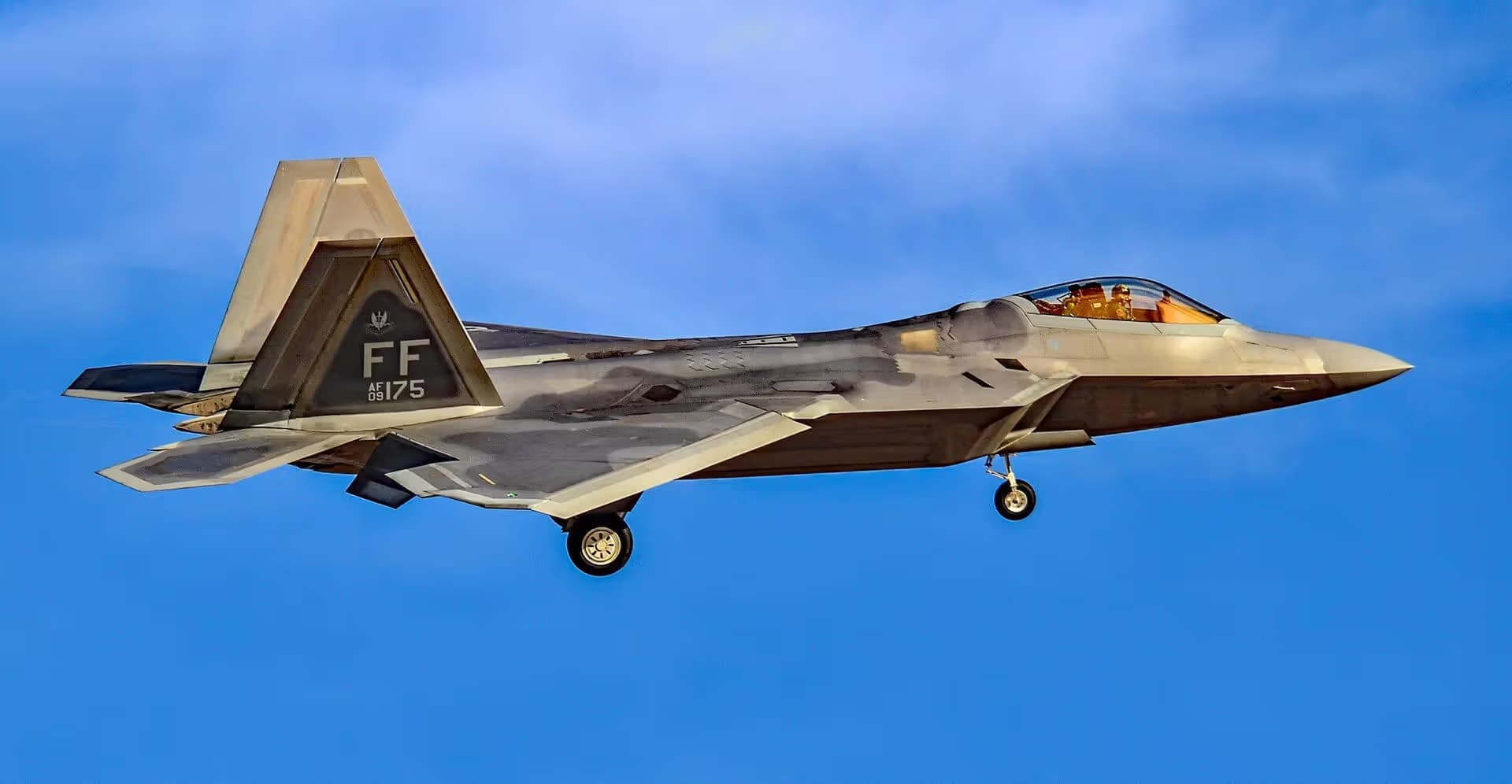 Unidentified — Lockheed