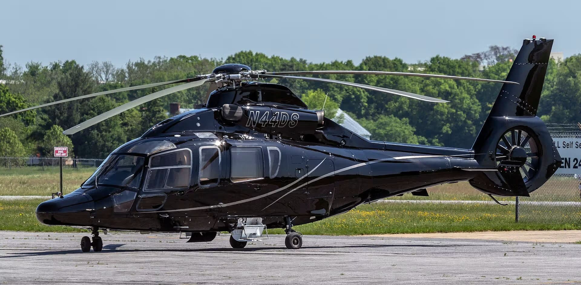 N44DS — Helicopter