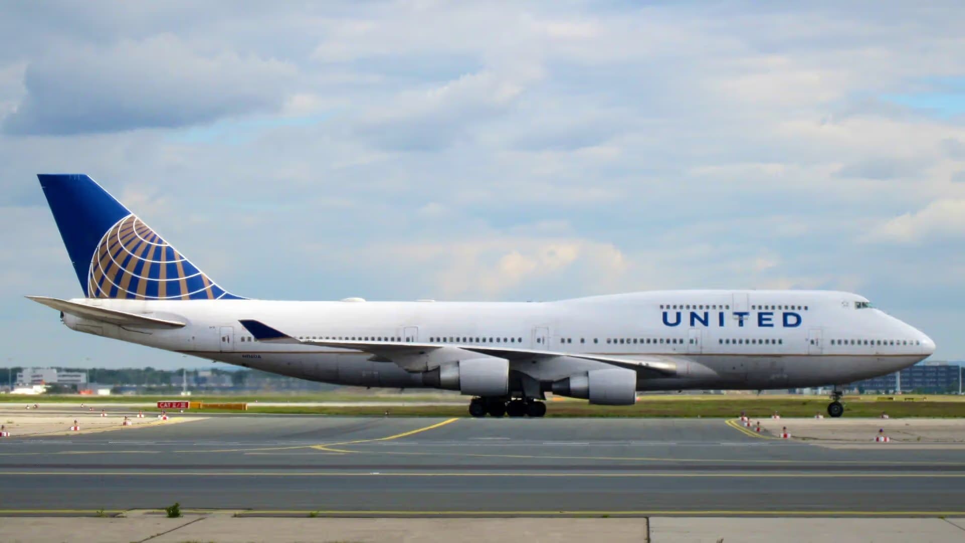 N116UA — Boeing