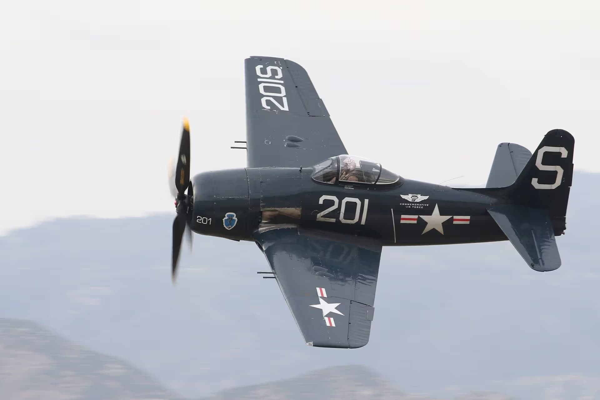 N7825C — Warbird