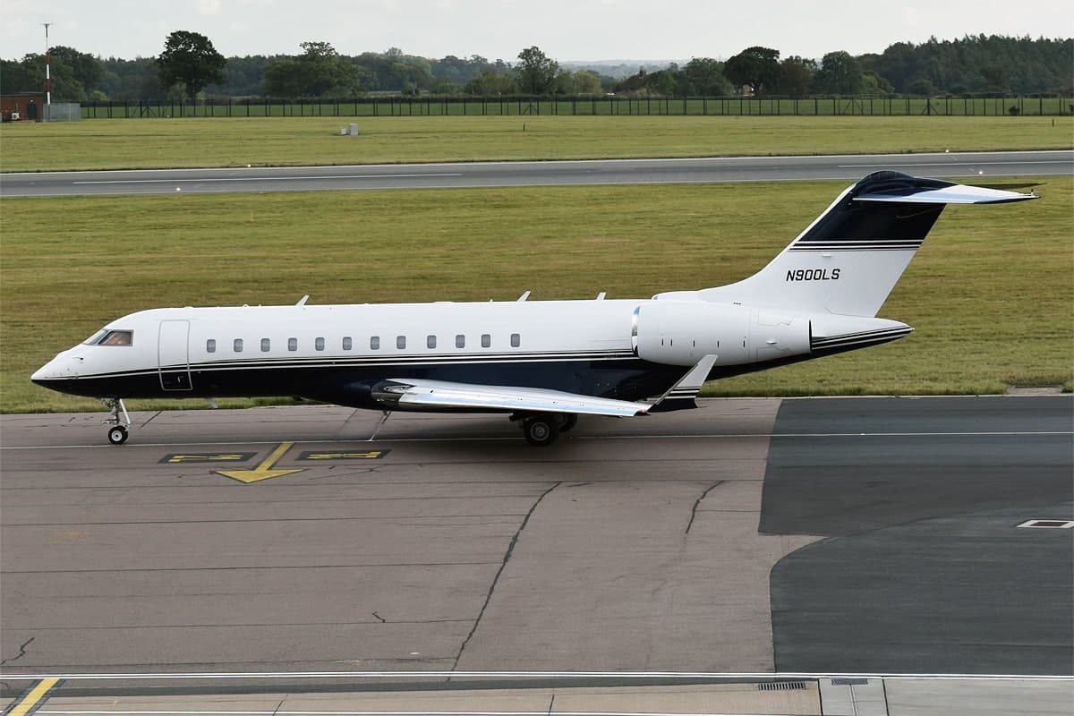 N900LS — Business jet
