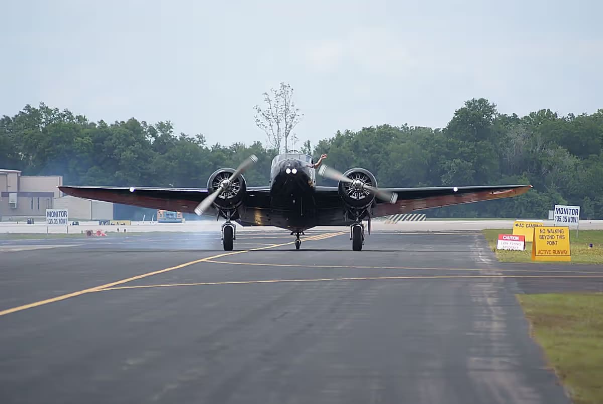 N9109R — Beechcraft