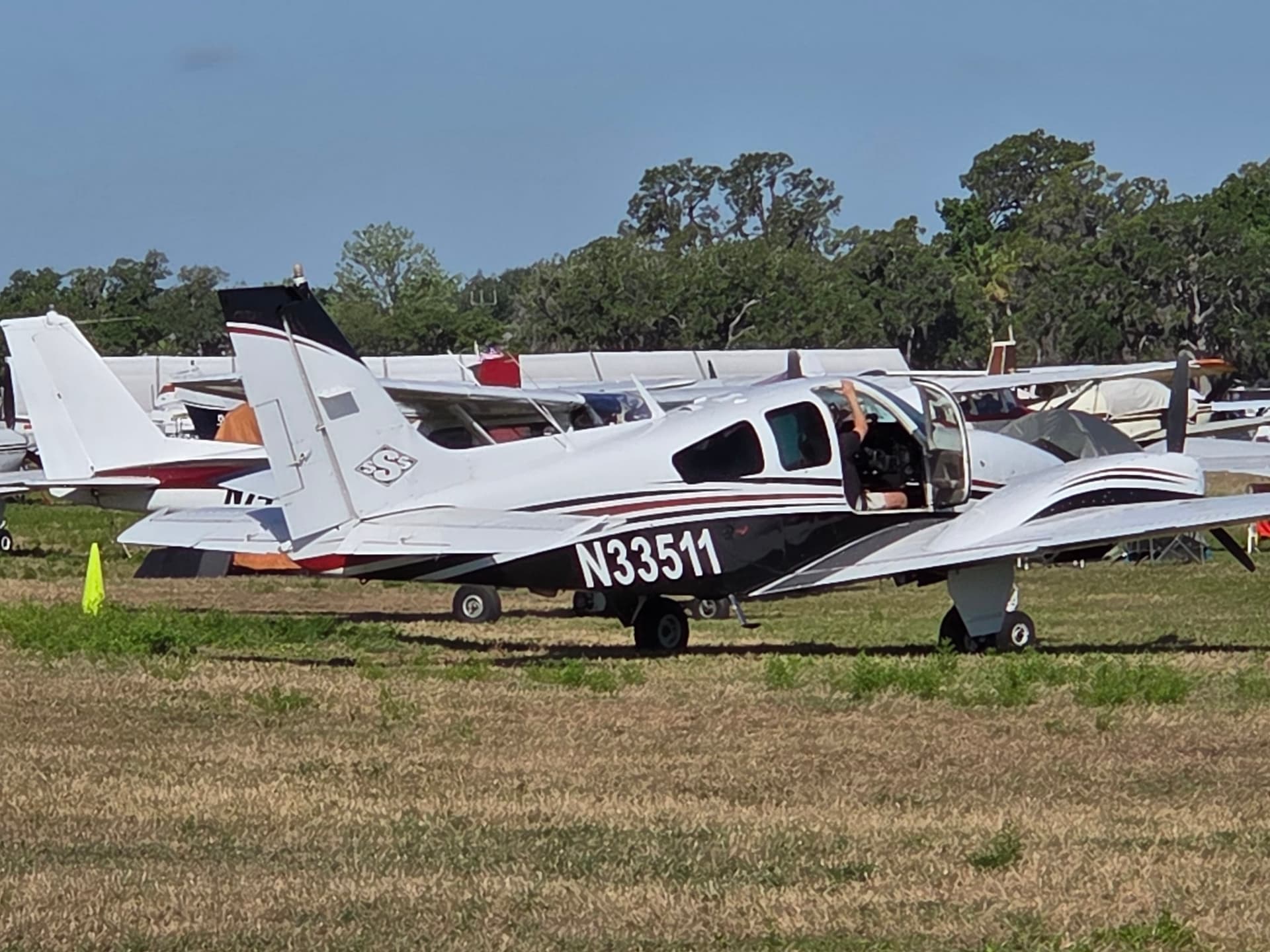 N33511 — Beechcraft Baron 95-B55 (T42A) at Lakeland Linder Intl