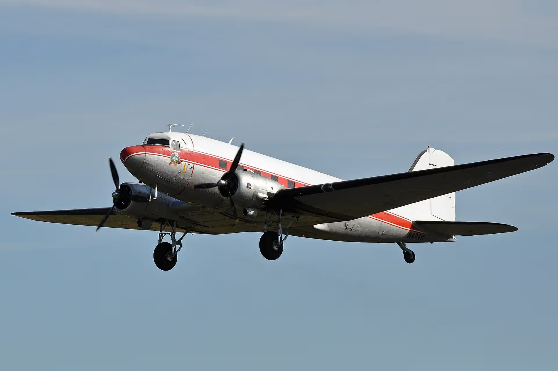 N49AG — Douglas