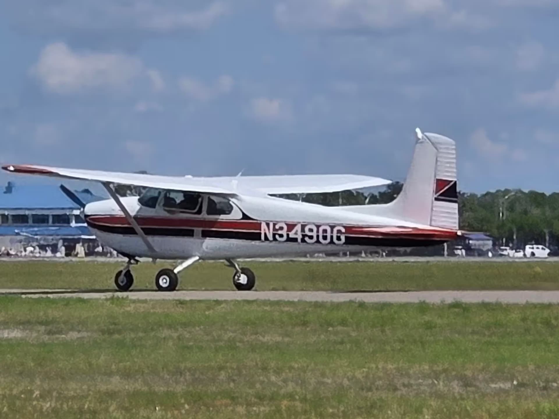 N3490G — Cessna 182B at Lakeland Linder Intl