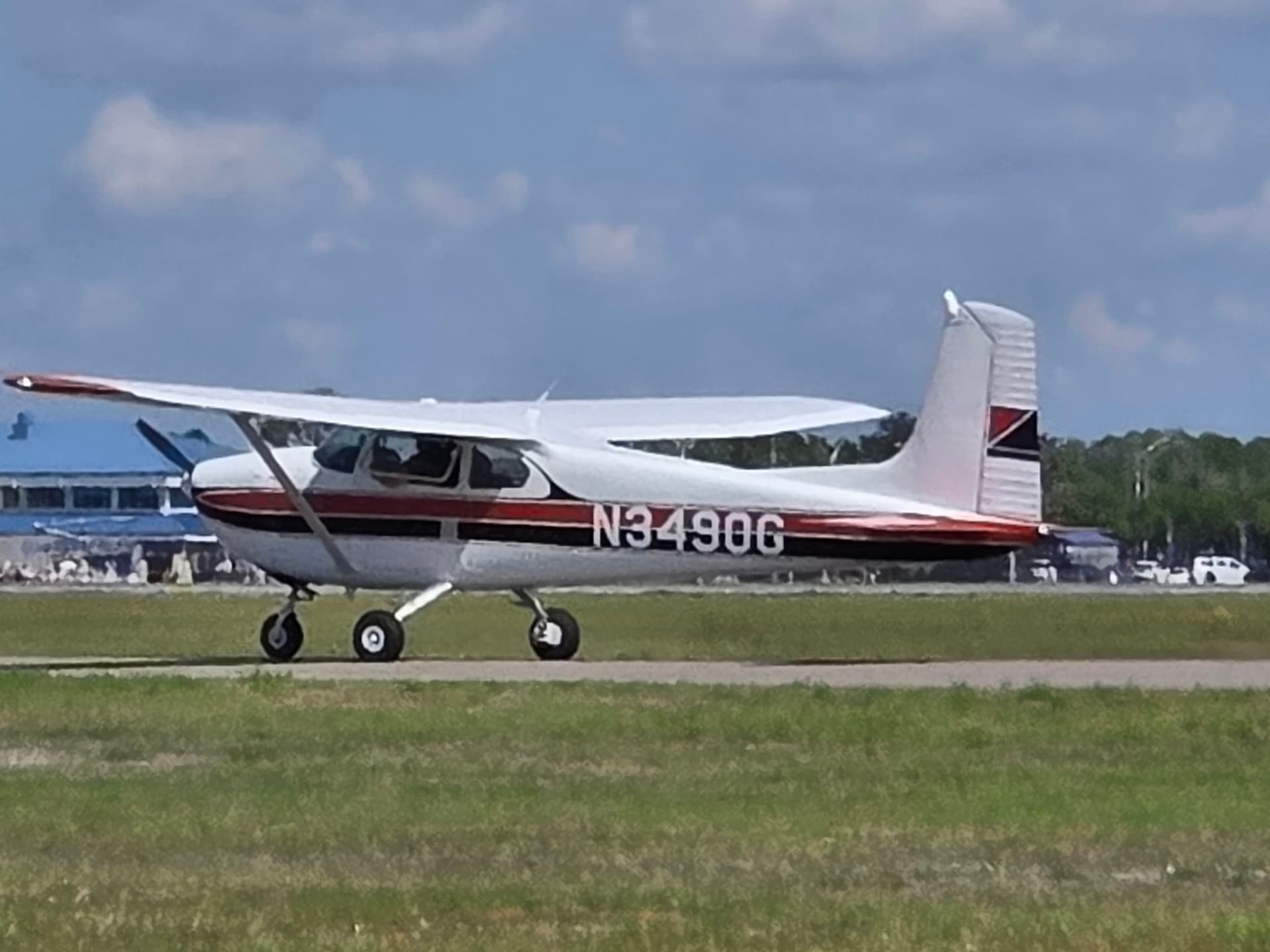 N3490G — Cessna 182B at Lakeland Linder Intl