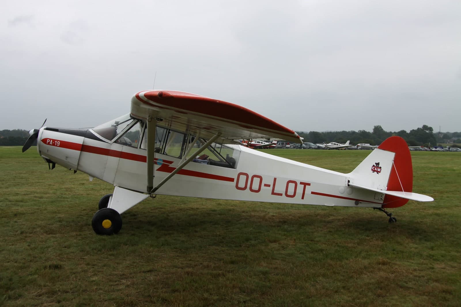 OO-LOT — Aircraft