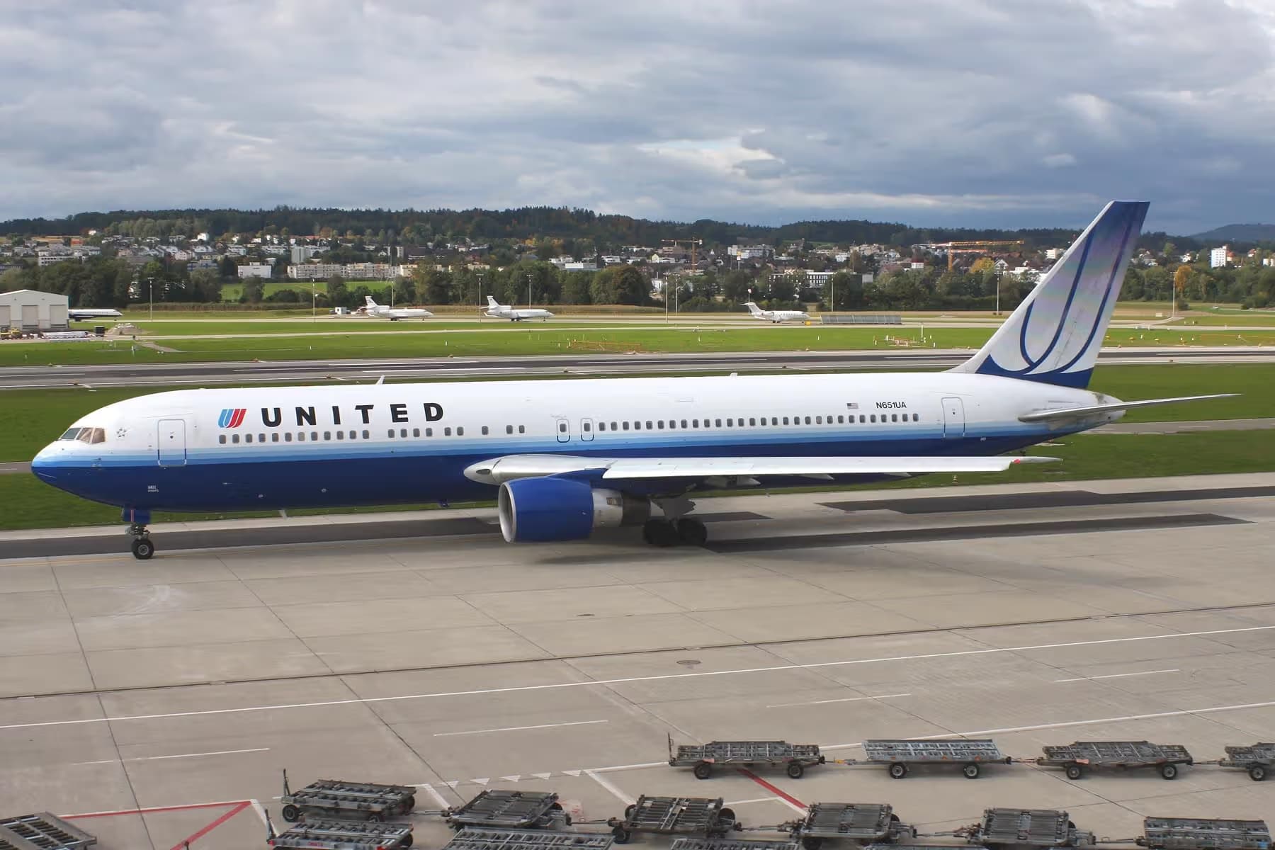 N651UA — Boeing