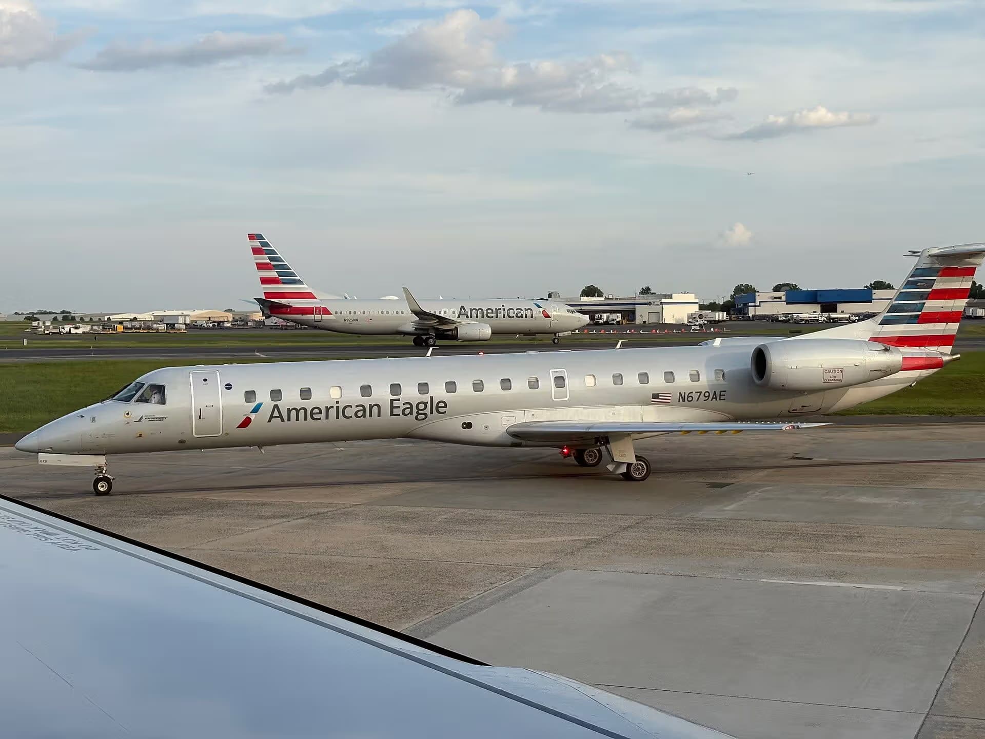 N679AE — Embraer