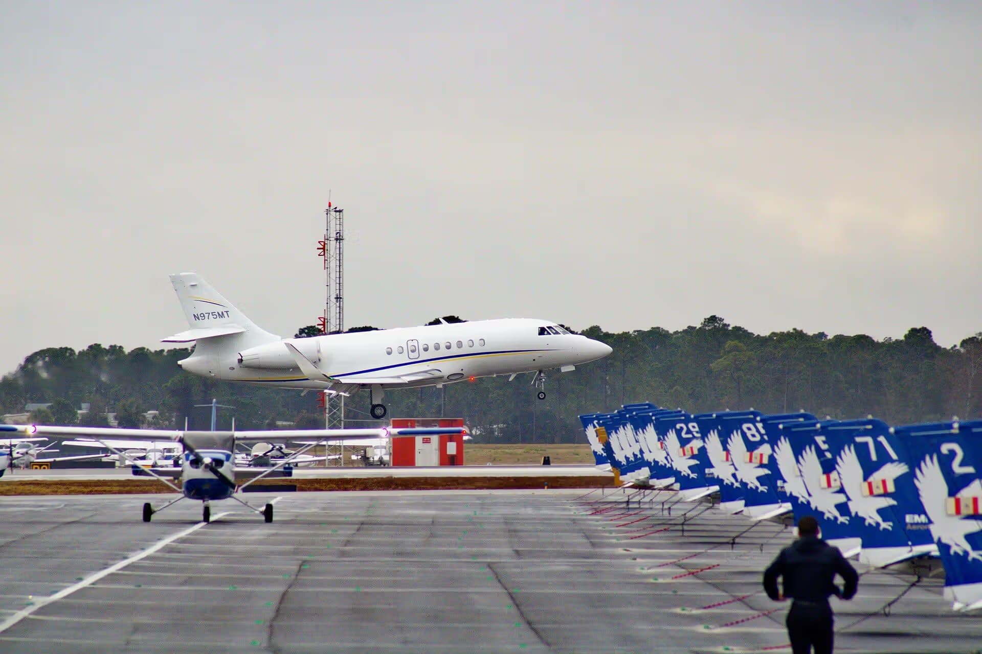 N975MT — Aircraft