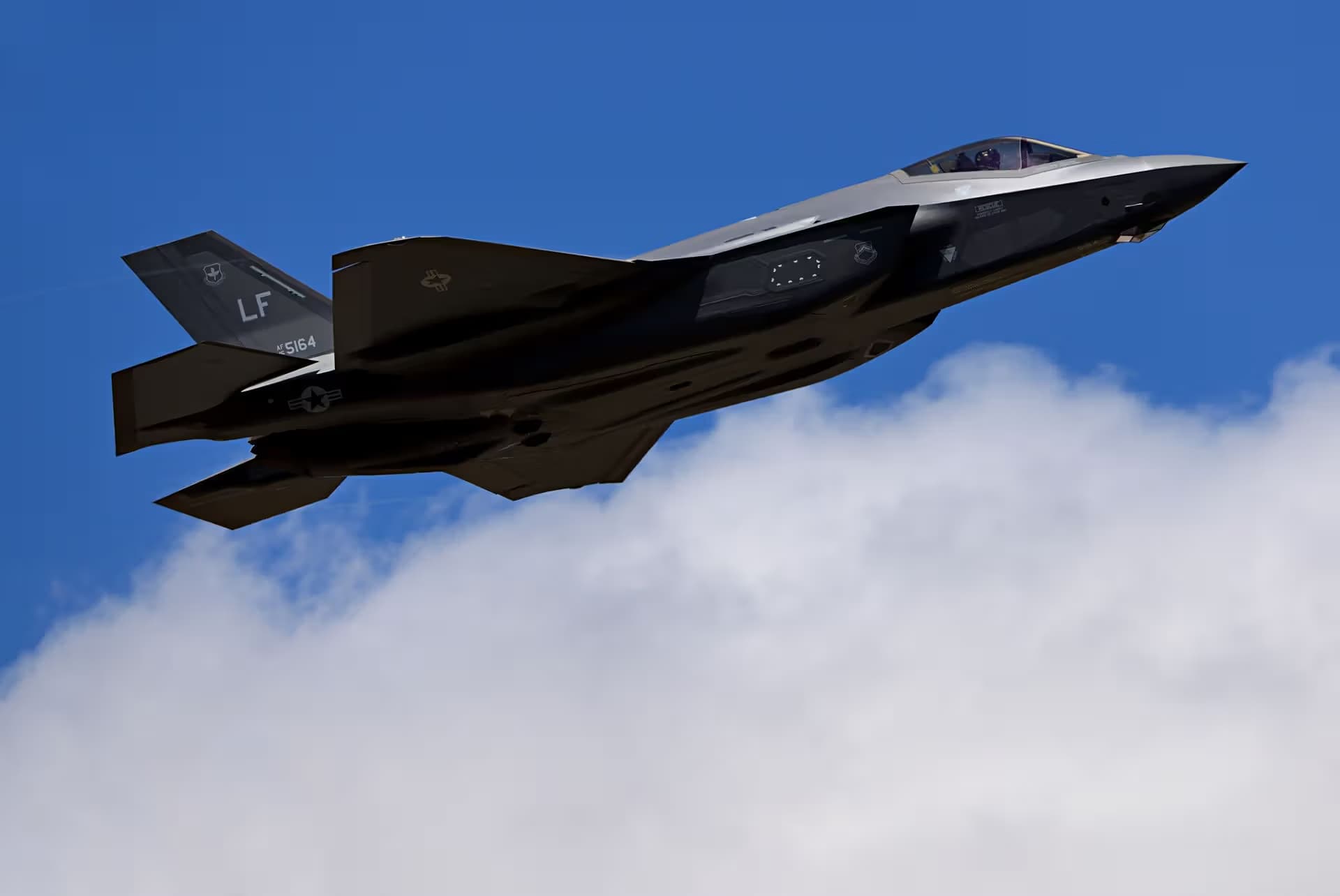 Unidentified — Lockheed