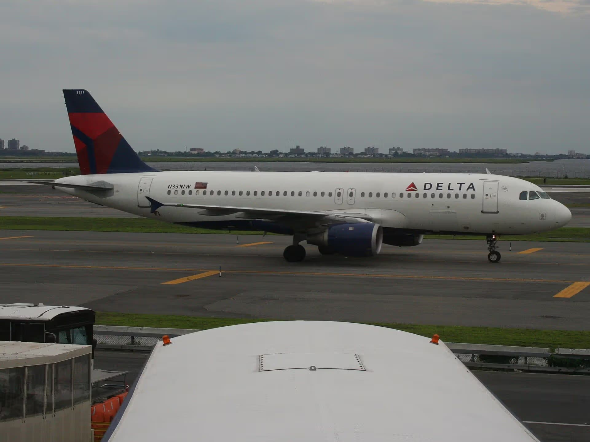 N331NW — Airbus