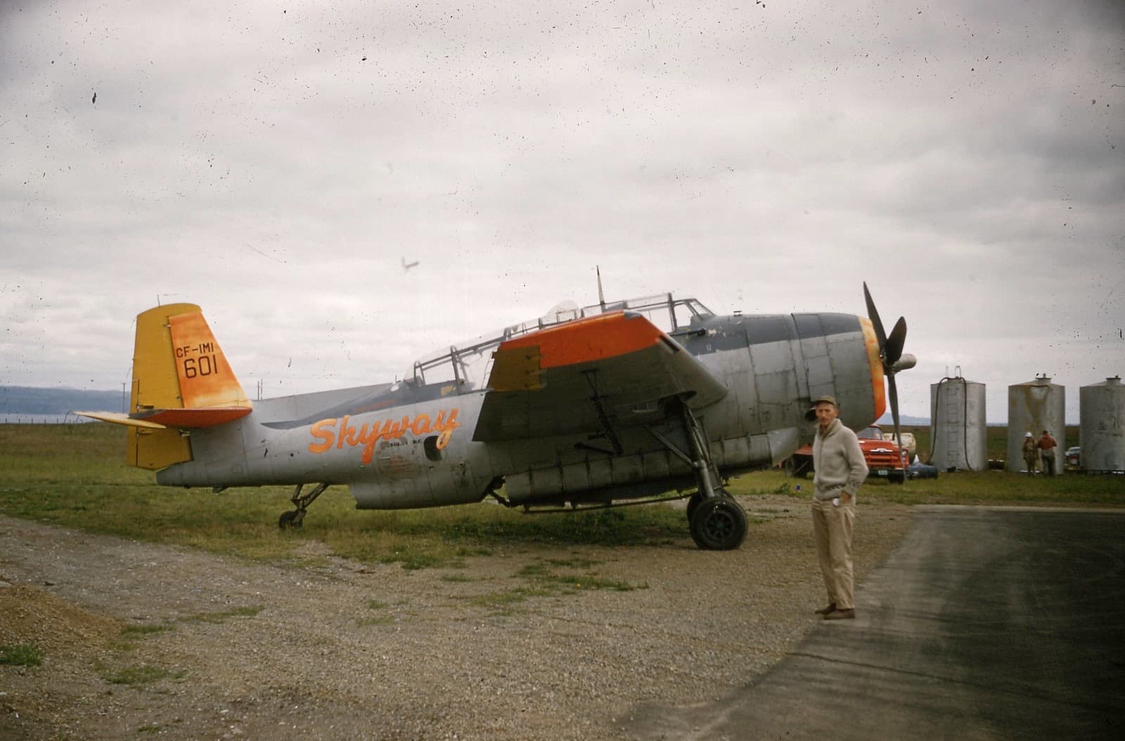 CF-IMI — Single-engine aircraft