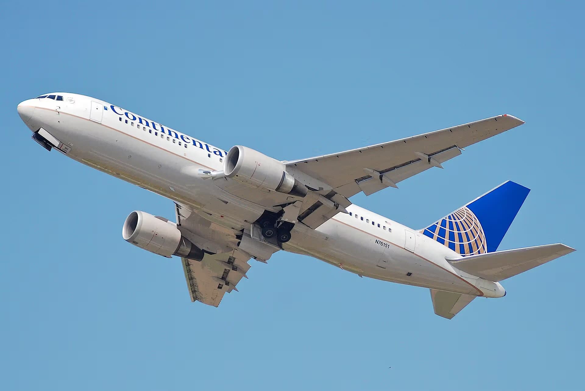 N76151 — Boeing
