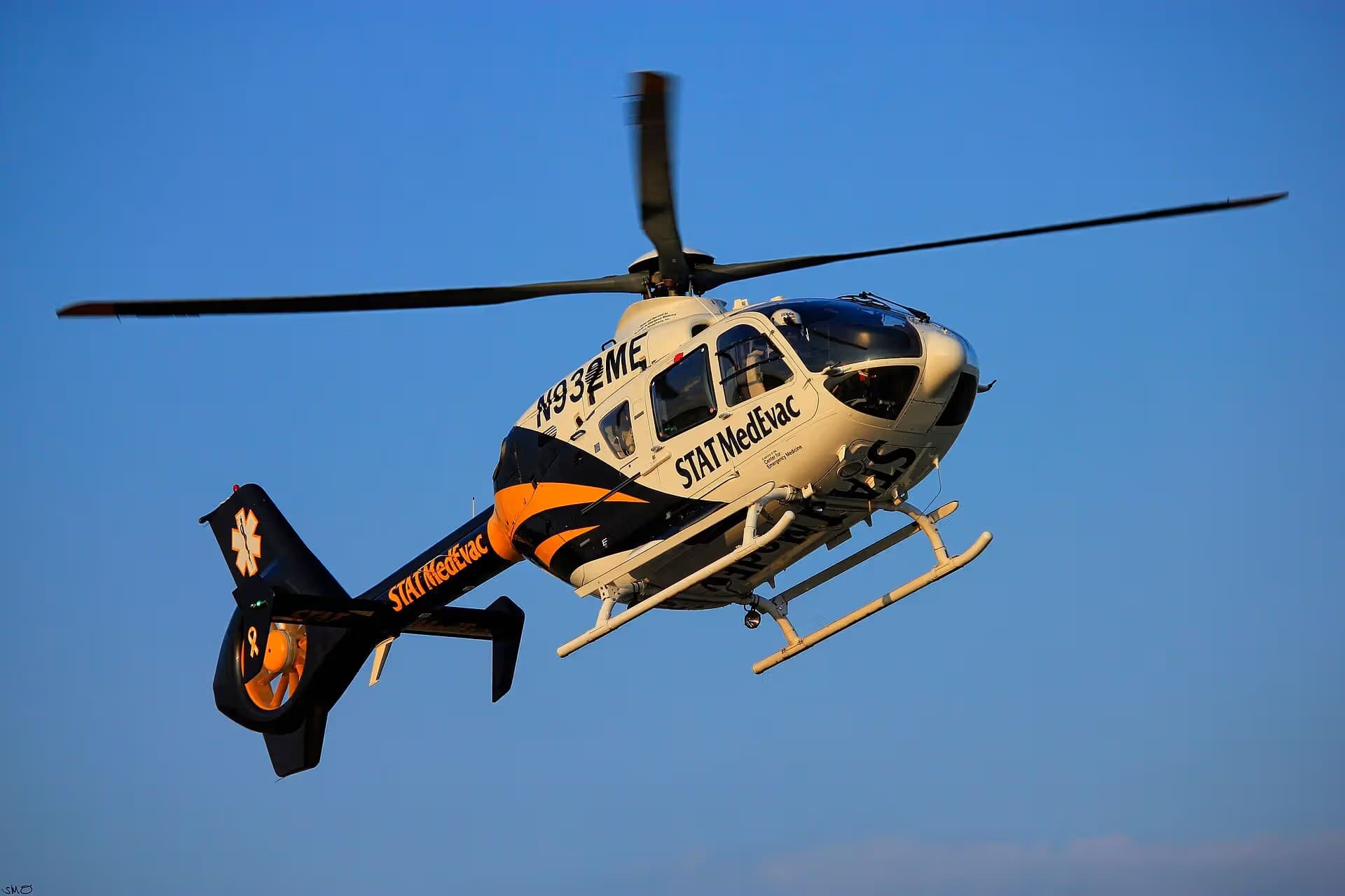 N932ME — Airbus