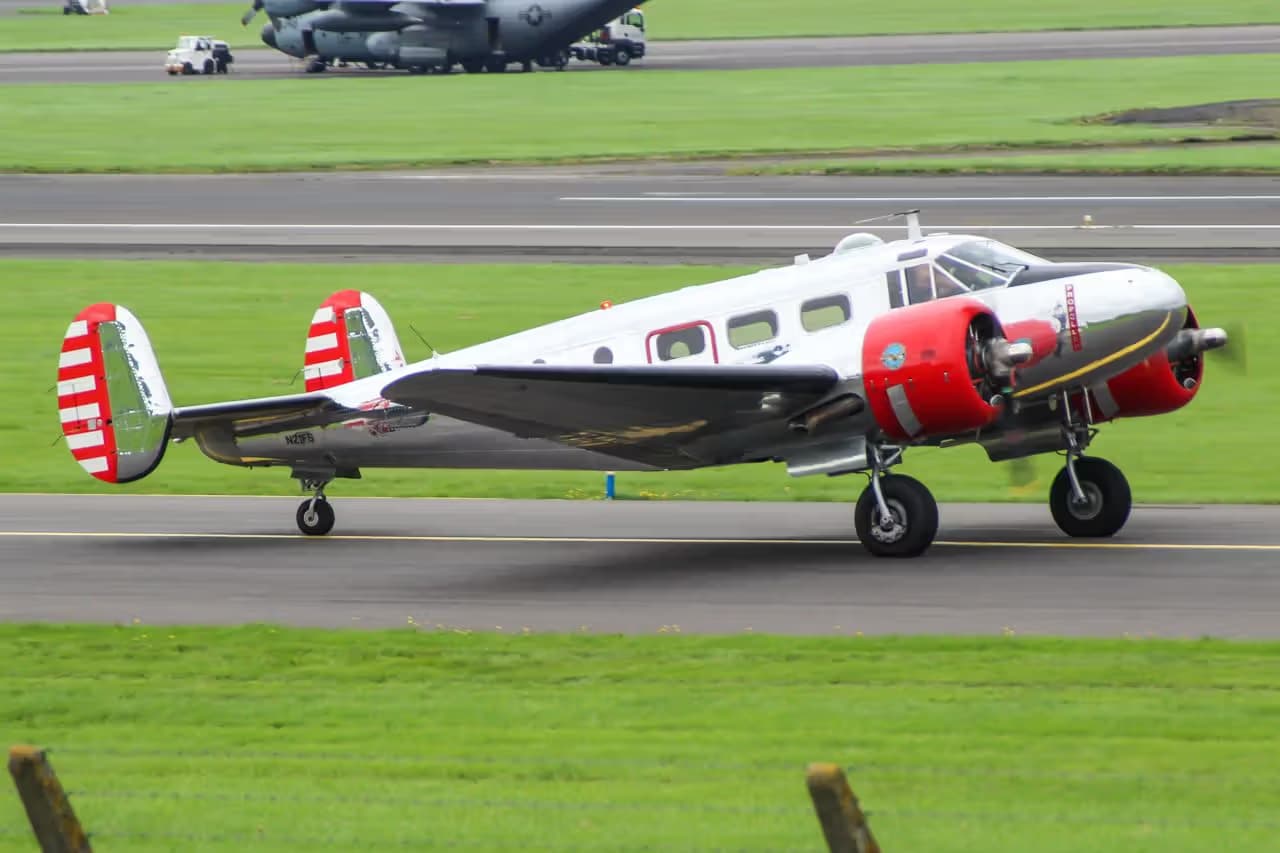N21FS — Beechcraft