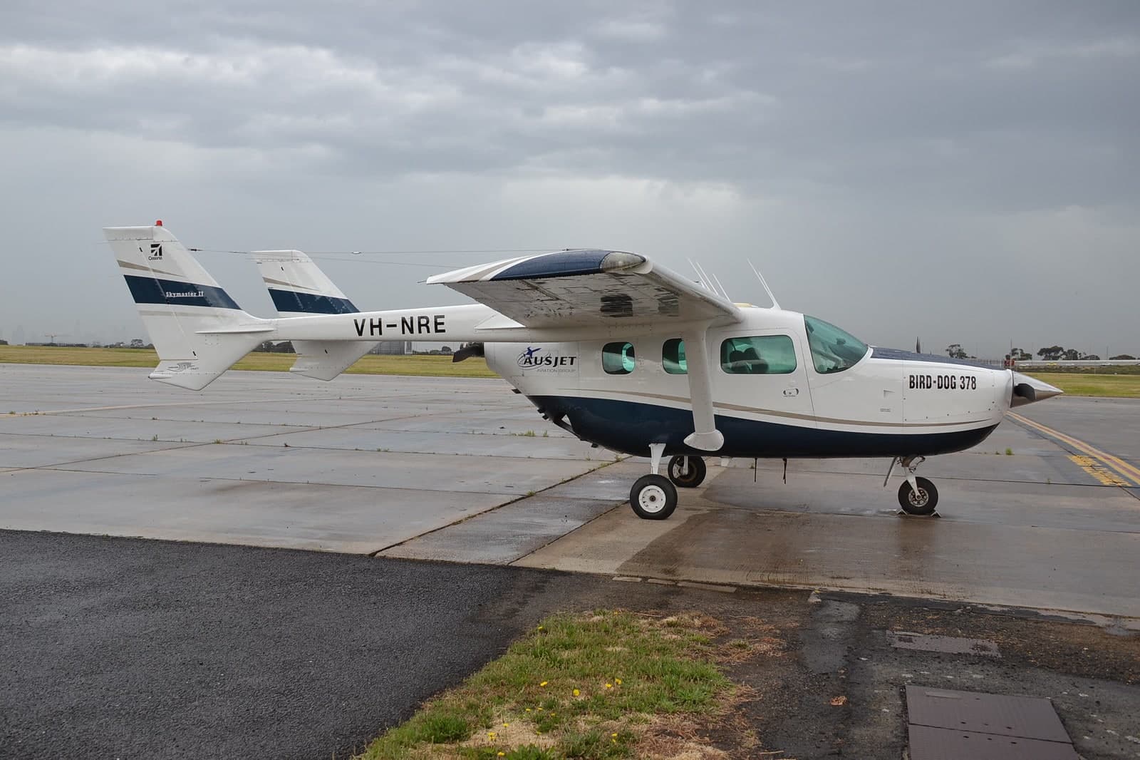 VH-NRE — Cessna
