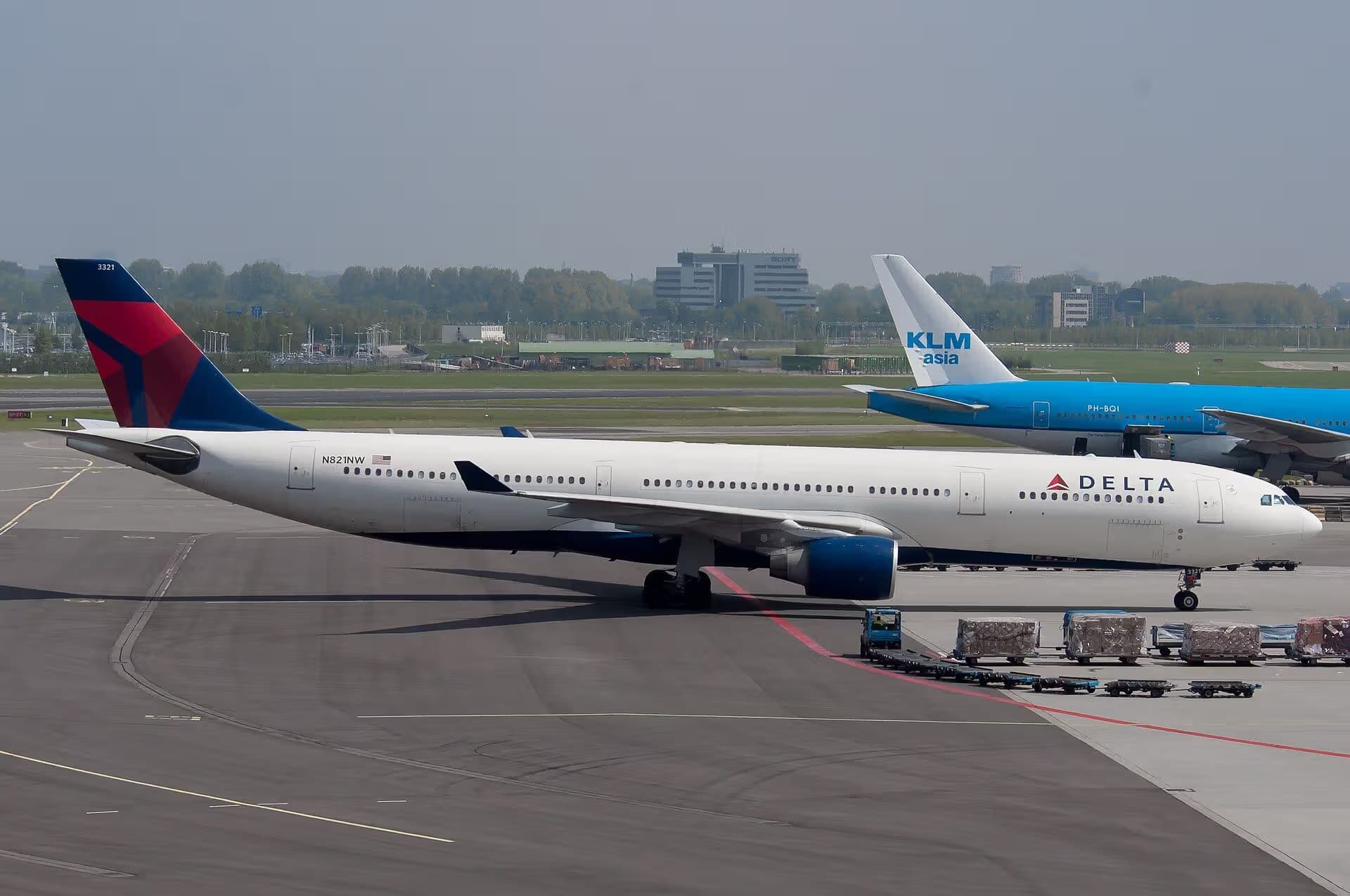 N821NW — Airbus