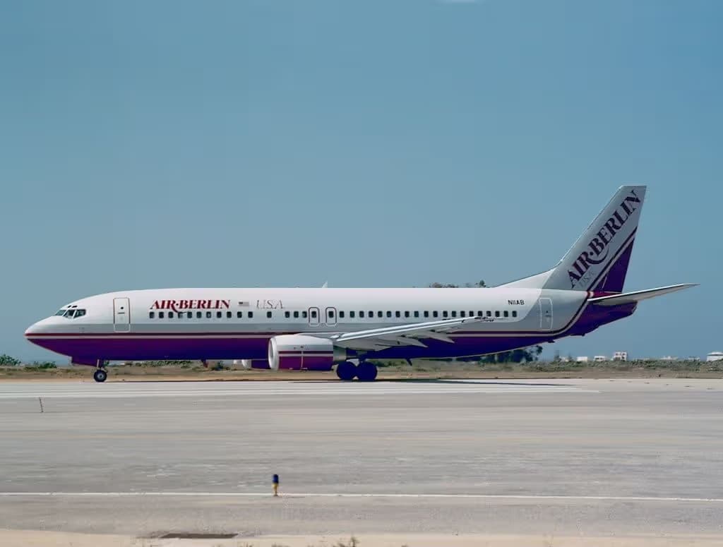 N11AB — Boeing