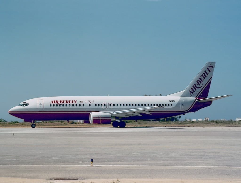 N11AB — Boeing